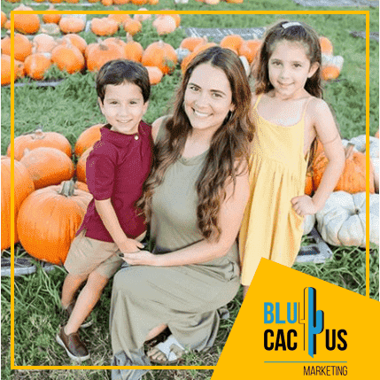 BluCactus-Mom-Influencer-bump.tobaby